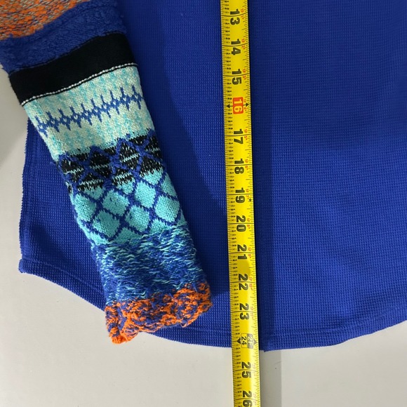 Free People We The Free  All To Well Cuff Thermal Top Size M - Picture 11 of 11